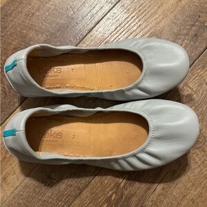 Tieks Women's Light Gray Ballet Flats